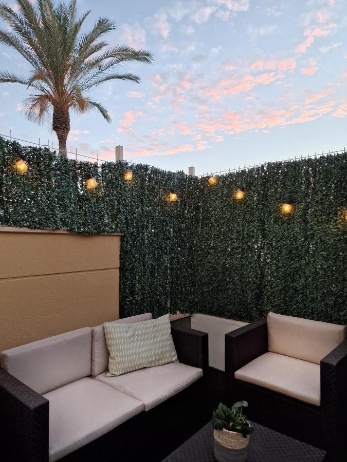 Precioso Bajo Con Jardin En Vera Exterior foto